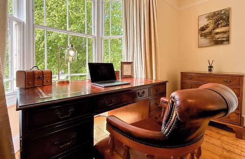 Kettering Cottage | 5 bedroom accommodation in Broughton
