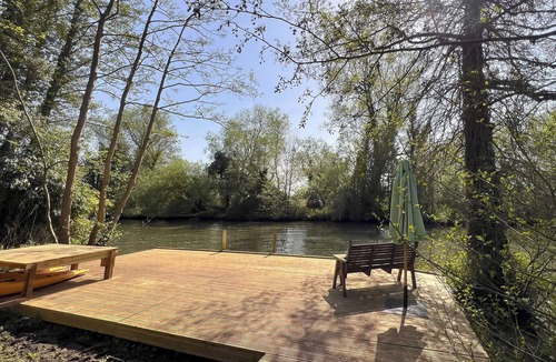 Geldeston Cottage | 5 bedroom accommodation in Geldeston, near Beccles