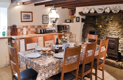 Bideford Cottage | 5 bedroom accommodation in Parkham, near Bideford