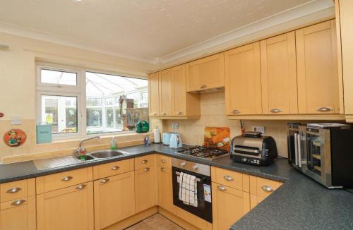 Wisbech House | 5 Overstone Drive