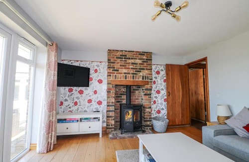 Pagham House | 50 Harbour Road