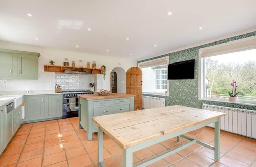 Hadlow Down Cottage | 6 Bed in Hadlow Down (oc-g36329)