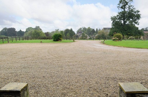 Milborne Port Cottage | 6 bedroom accommodation in Milborne Port, near Sherborne