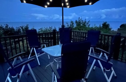 Corton House | 6 Berth Luxury Caravan With Full Sea Views At Azure Seas In Suffolk Ref 32069Az