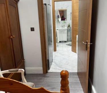 Heathfield Apartment | 6 Copse View