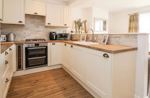 Prestatyn Cottage | 6 Cwrt Griffiths
