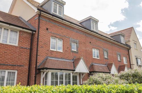 Bexhill-on-Sea House | 60 Galley Hill View