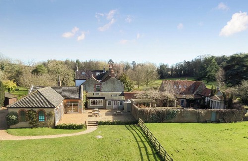 Sedgeford Cottage | 7 bedroom accommodation in Sedgeford, near Hunstanton