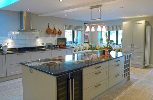 Goole Cottage | 7 bedroom accommodation in Bishopsoil, near Goole