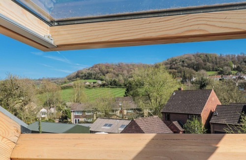 Ozleworth Cottage | 7 THE CEDARS, pet friendly, with a garden in Wotton-Under-Edge