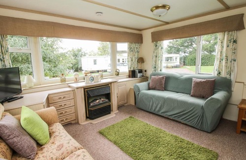 Much Wenlock House | 8 Old Orchard