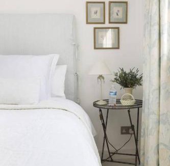 Woolbeding Apartment | 9 Elmleigh