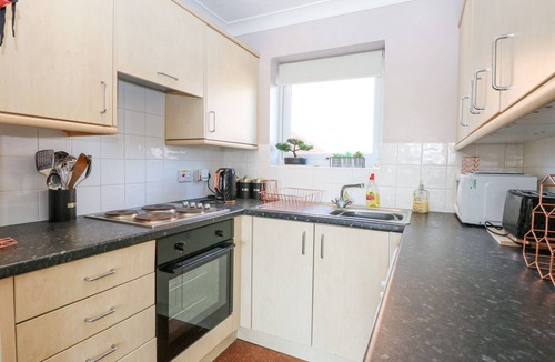 Corton Cottage | 98 Waterside Park