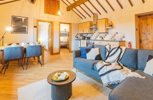Dwyran Cottage | A bright, cosy one bedroom cottage with underfloor heating.