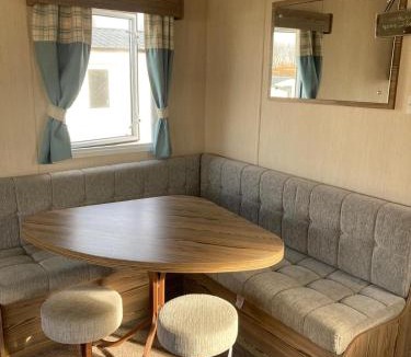 Blackpool Other | A fully equiped caravan Marton mere haven