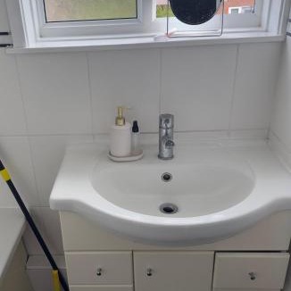 Netley Bed & Breakfast | A private room in Netley