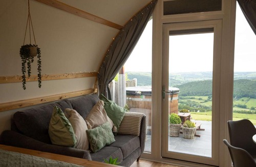 Glandyfi House | Aberystwyth by Wigwam Holidays
