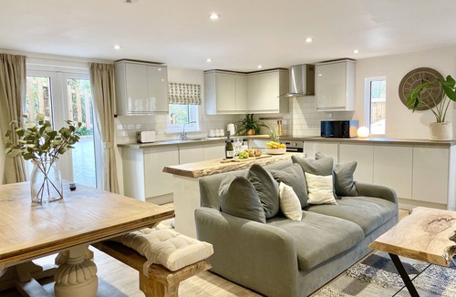 Raymonds Hill Cottage | Abode