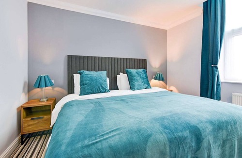 Derby Hotel | Accessible Double Room