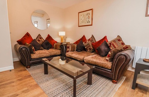 Dolphin Apartment | Acorns
