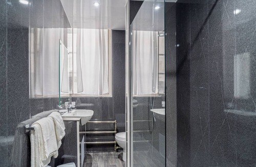 Liverpool City Centre Hotel | Adelphi Hotel
