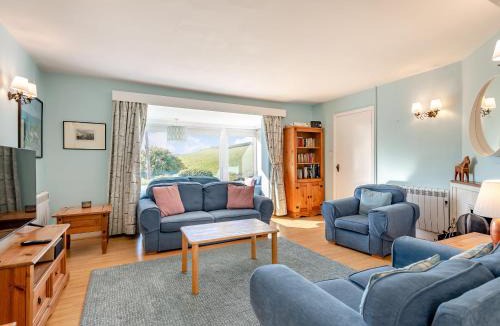West Lulworth House | Advantage Point