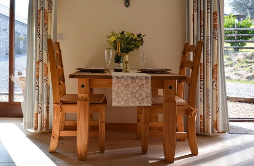 Llangadog Cottage | Adventurers Abode - Rhiwddu Barns