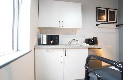 Moseley Apartment | Aesthetic Moseley Studio - 5