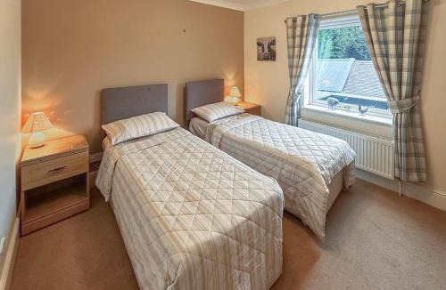 Hulland Ward House | Agnes Meadow