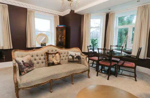 Knott End-on-Sea House | Alexander