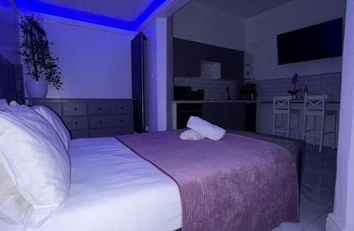 South Shore Hotel | Alexander Hotel