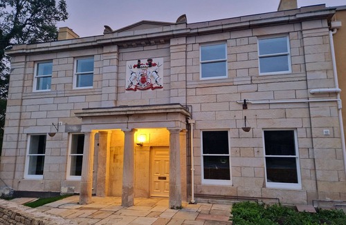 Scorton Cottage | ALEXANDER, pet friendly, with a garden in Garstang