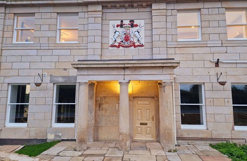 Scorton Cottage | ALEXANDER, pet friendly, with a garden in Garstang