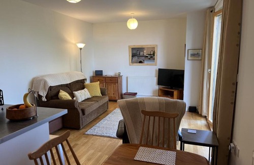 Dovercourt Apartment | Alices’s Beachside Haven