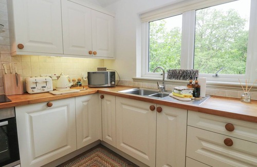 Killin Cottage | Almond