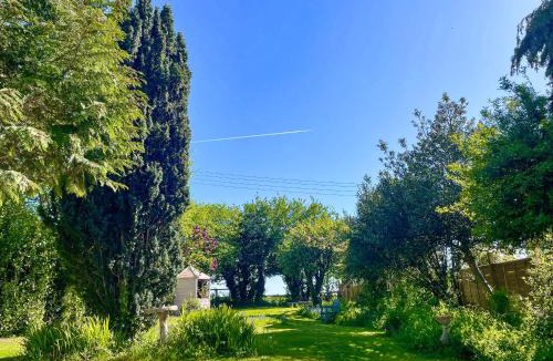 Northway House | Amphlett Cottage
