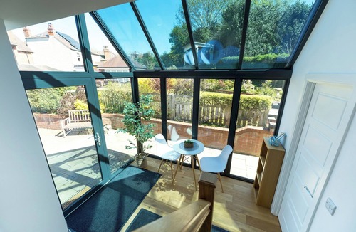 Church Stretton House | An outstanding, modern Annex with superb views- Pass the Keys