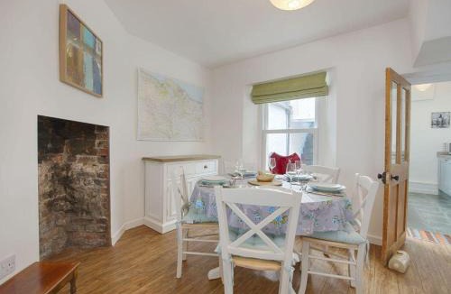 Watchet House | Anchorage