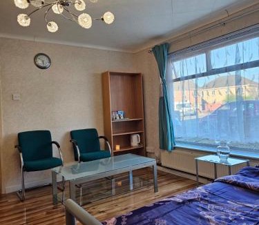 Barrow Gurney House | ANGELS nest