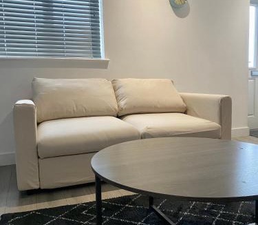 Eccles Apartment | Apartment 4