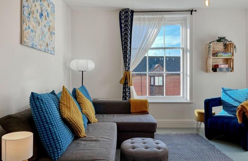 Gloucester Apartment | Apartment In Gloucester Quays-Apartment Three