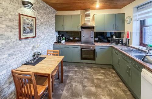 Threlkeld House | Apple Tree Cottage
