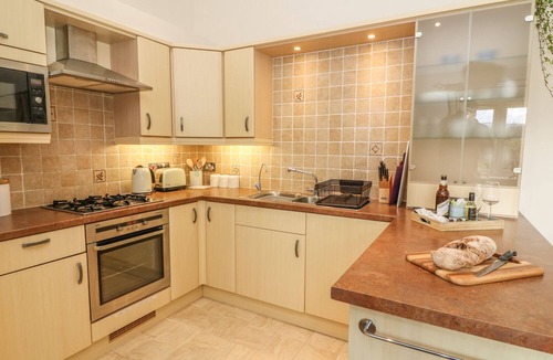 Windermere Cottage | APPLE TREE COTTAGE, with a garden in Troutbeck Bridge