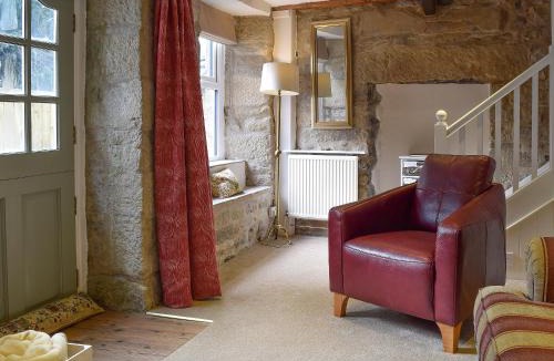 Giggleswick House | April Cottage - Uk2152