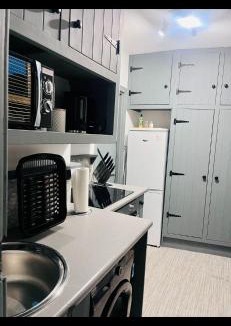 Beverley Apartment | Archie's den