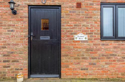 Runcton Holme House | Archway Barn - E3864