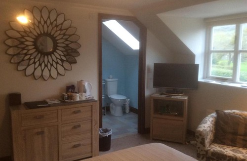 Pershore Bed & Breakfast | Arden Croft