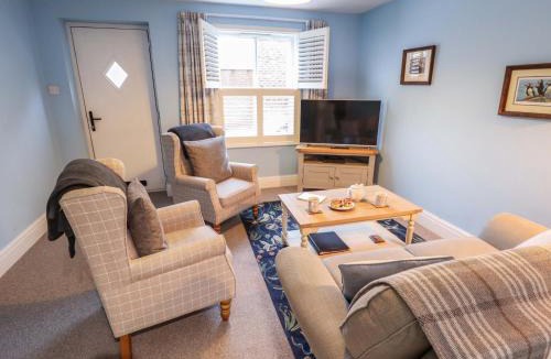 Beverley House | Armstrong Cottage