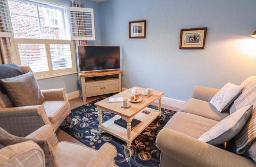 Beverley House | Armstrong Cottage