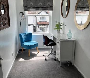 Prestbury Apartment | Artizana Suite - Luxury Village Location and Parking